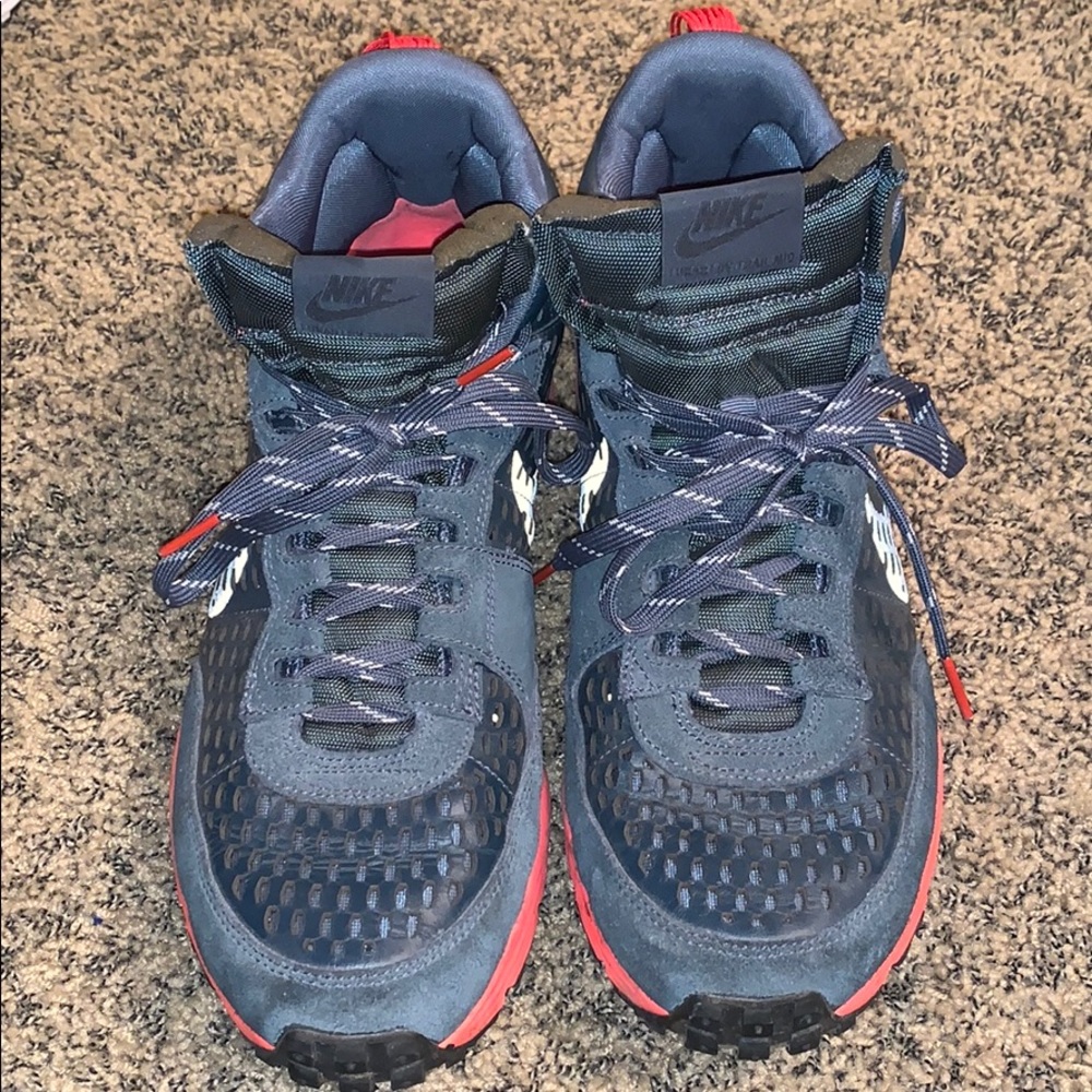 Nike men’s sneakers